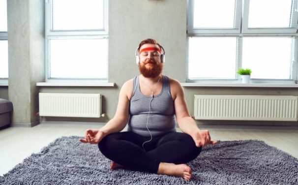 Yoga und Männer, oft belächelt, insgeheim bewundert