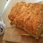 Haferflockenbrot Rezept – mit Topfen und Apfel