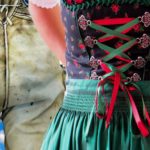 Trachten Skitag – Pistengaudi im Dirndl und in Lederhosen