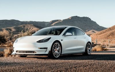 Tesla Aktie – Elektroauto Hersteller auf der Überholspur