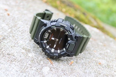 Casio Illuminator Erfahrung Testbericht olivgrün